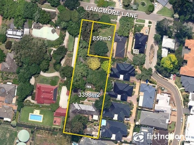 44 Langmore Lane, Berwick VIC 3806