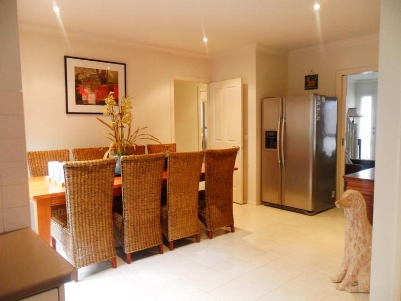 2/49 Palmerston Street, Berwick VIC 3806