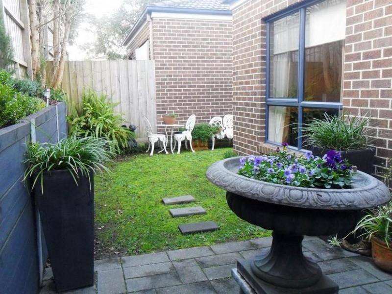 2/49 Palmerston Street, Berwick VIC 3806