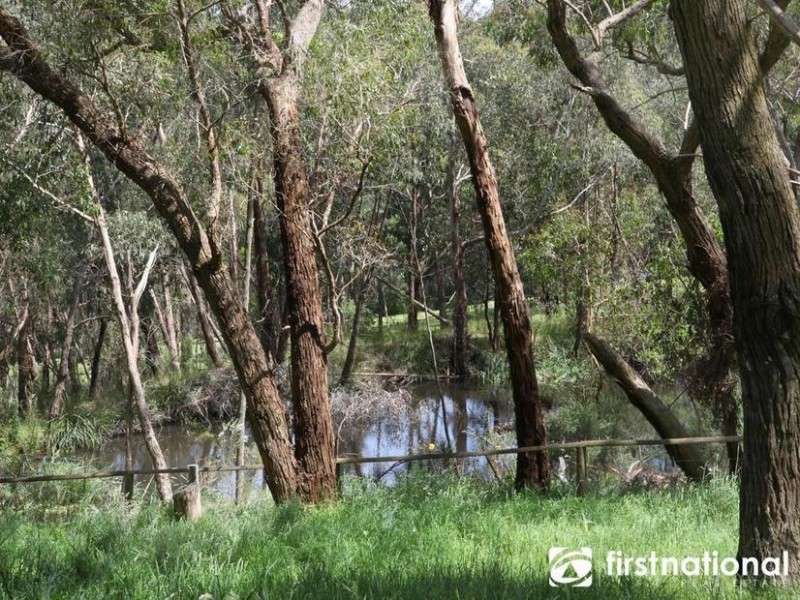 64 Norbury Rd, Beaconsfield Upper VIC 3808