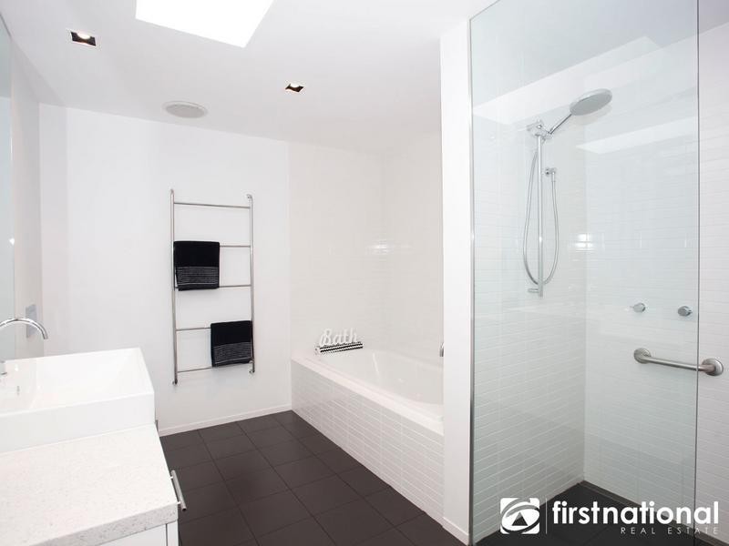 183 Harkaway Rd, Harkaway VIC 3806