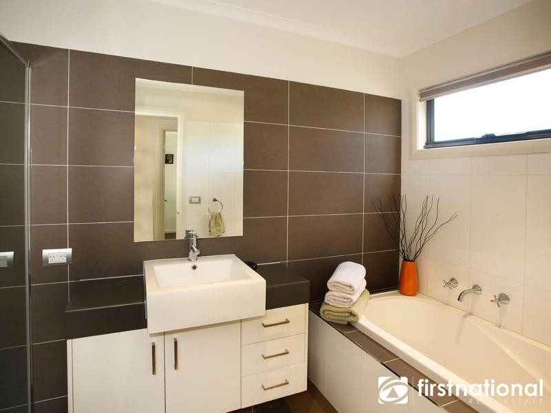 3/59 Lyall Road, Berwick VIC 3806