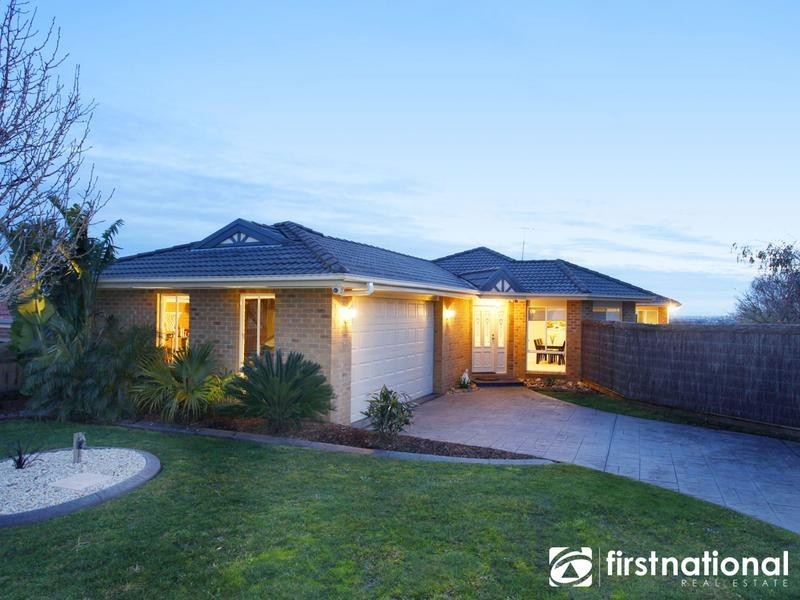 3 Astrid Court, Berwick VIC 3806