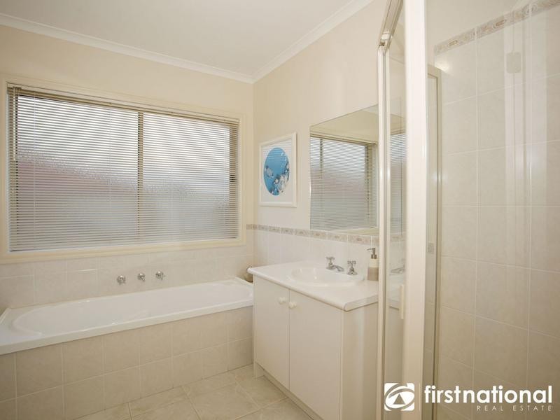3 Astrid Court, Berwick VIC 3806