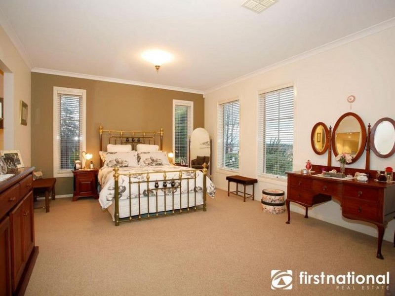 13 Twynam Place, Pakenham VIC 3810