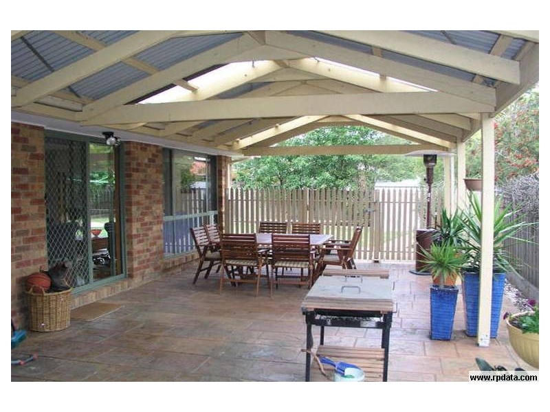 7 Samuel Close, Berwick VIC 3806