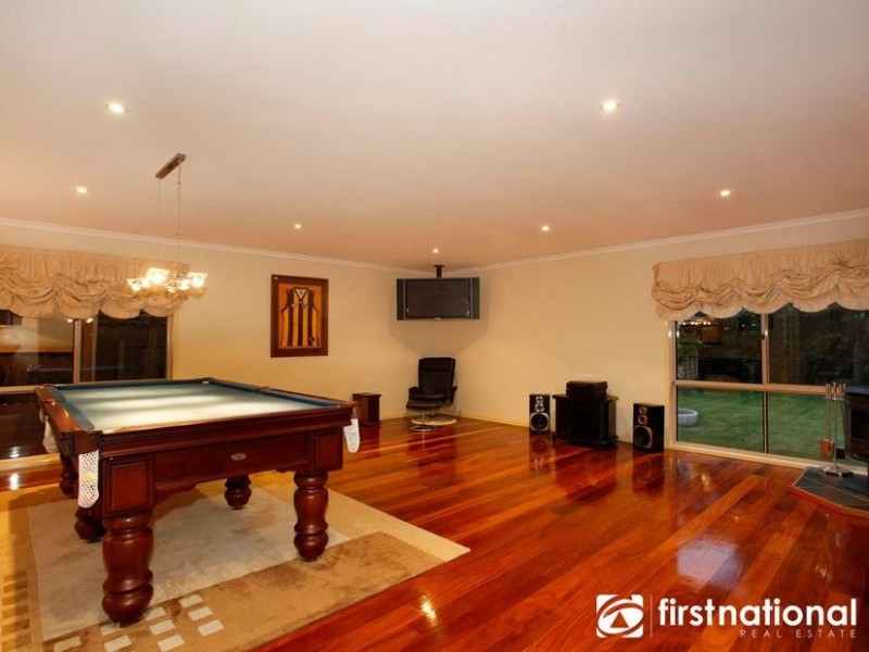 12 Crystal Brook Court, Narre Warren South VIC 3805