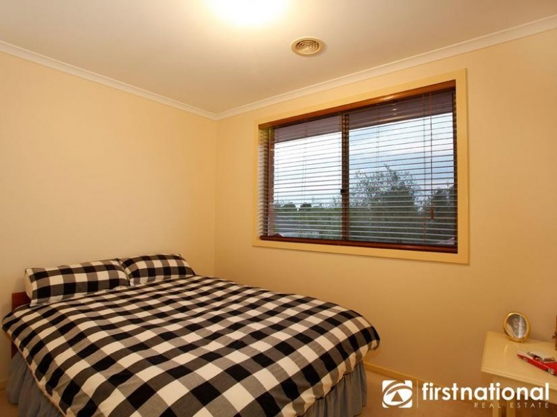 12 Crystal Brook Court, Narre Warren South VIC 3805