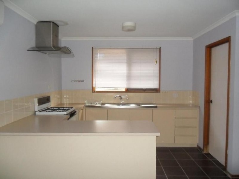 4/99 Princes Highway, Beaconsfield VIC 3807