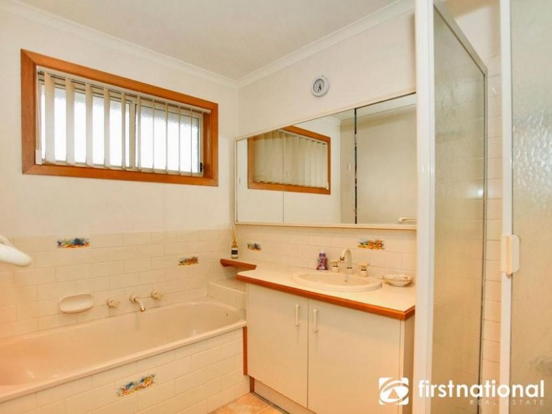 93 Telford Drive, Berwick VIC 3806