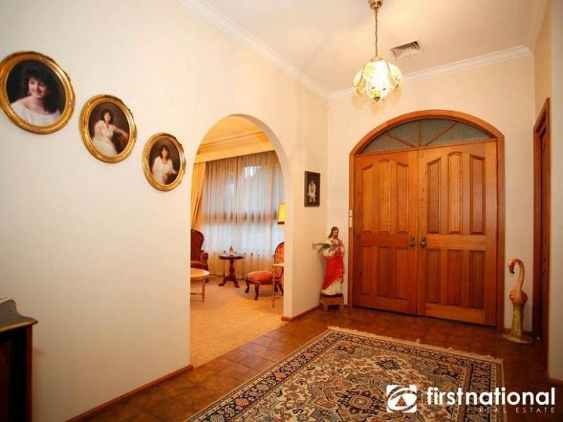 279 Harkaway Road, Narre Warren North VIC 3804