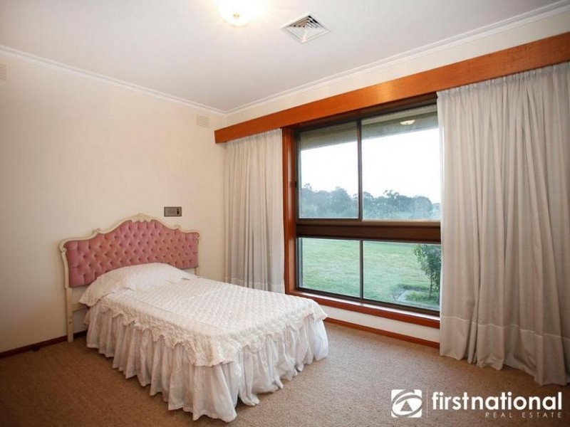 279 Harkaway Road, Narre Warren North VIC 3804