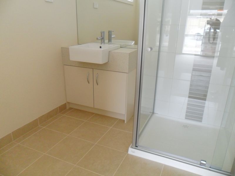 14 Markbeech Crescent, Officer VIC 3809