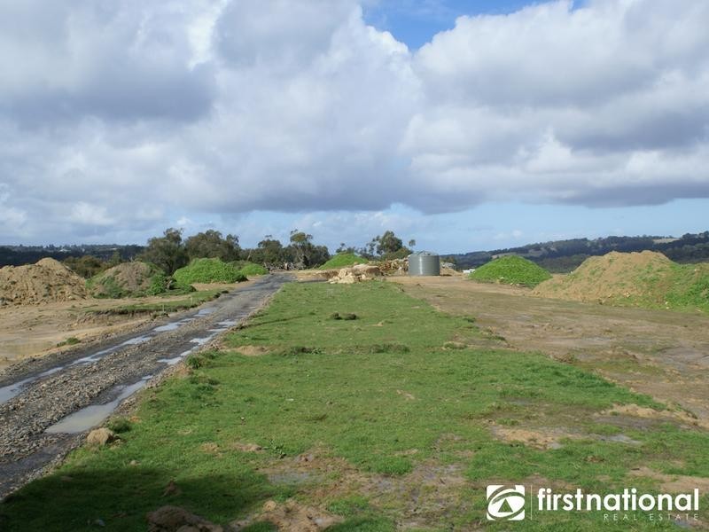 55 Dawson Rd, Narre Warren East VIC 3804