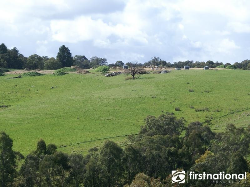 55 Dawson Rd, Narre Warren East VIC 3804