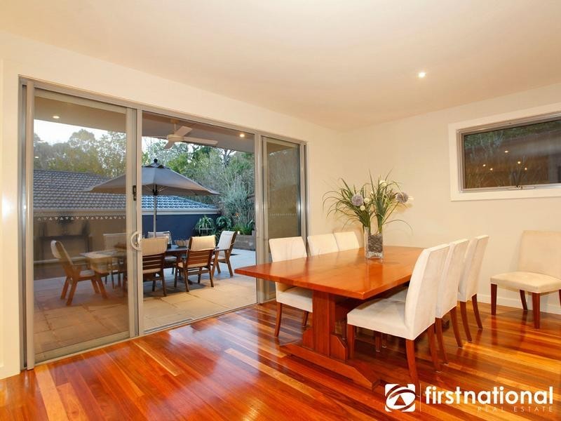 2/48 Langmore Lane, Berwick VIC 3806