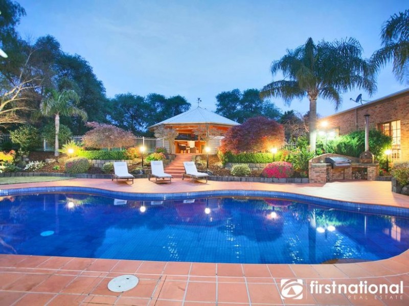 9 Carolyn Close, Narre Warren North VIC 3804