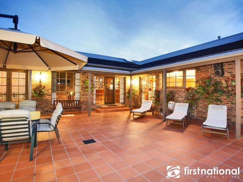 9 Carolyn Close, Narre Warren North VIC 3804