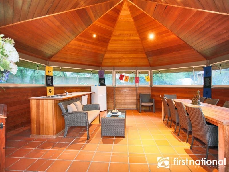 9 Carolyn Close, Narre Warren North VIC 3804