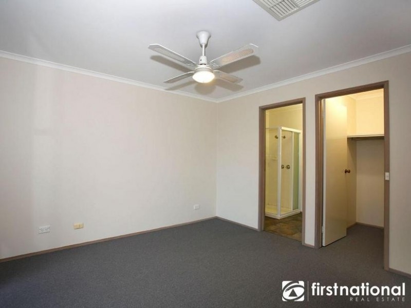 13 Leigh Drive, Pakenham VIC 3810