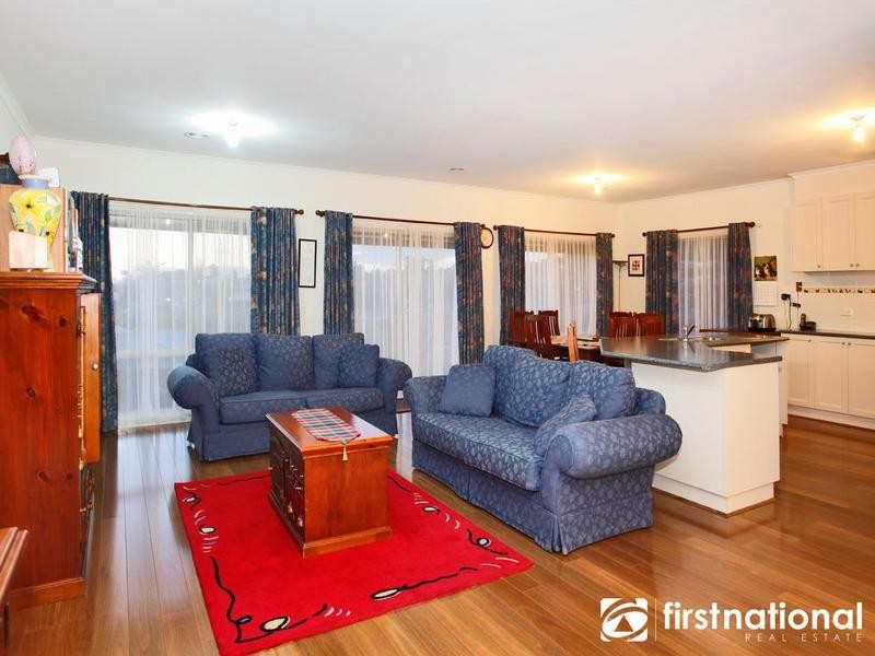 11 Whitaker Place, Beaconsfield VIC 3807