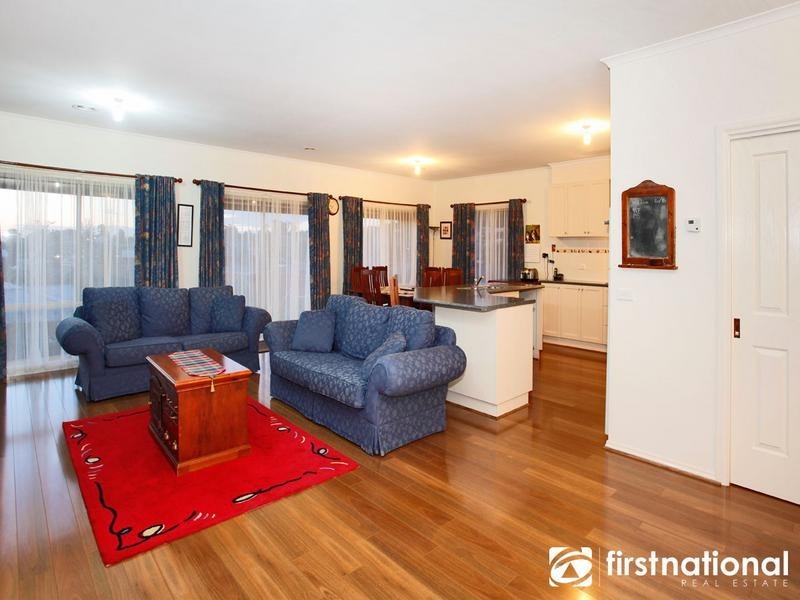 11 Whitaker Place, Beaconsfield VIC 3807