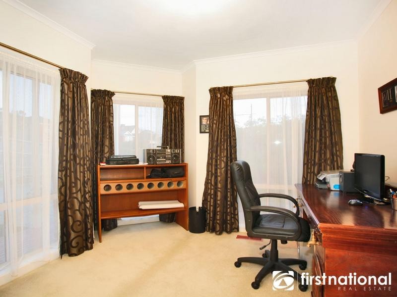 11 Whitaker Place, Beaconsfield VIC 3807