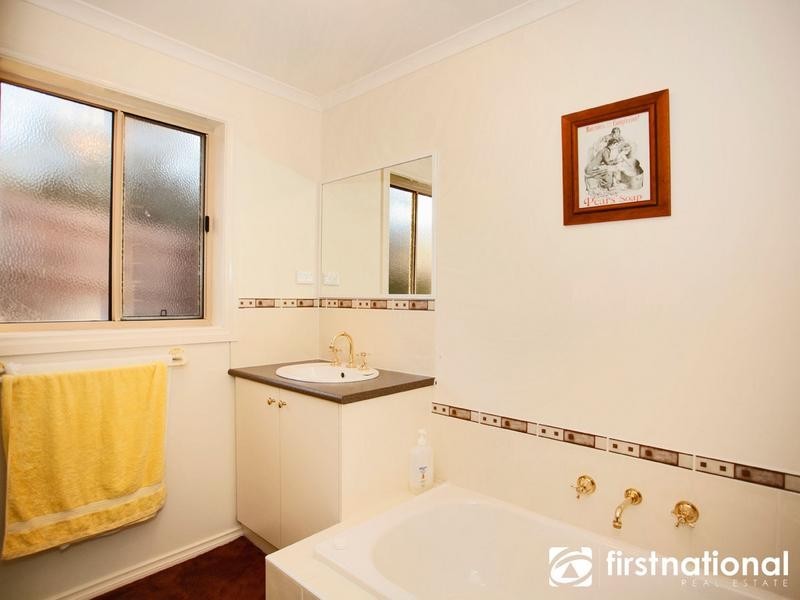 11 Whitaker Place, Beaconsfield VIC 3807