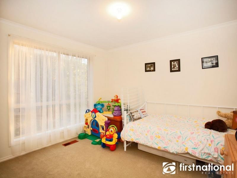 11 Whitaker Place, Beaconsfield VIC 3807