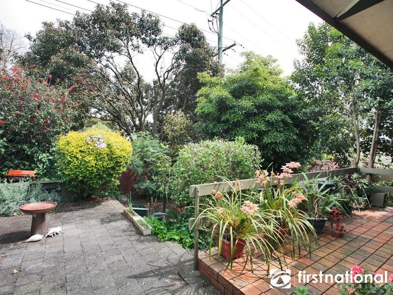 2/3 Rutland Road, Berwick VIC 3806