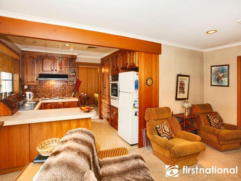 2/3 Rutland Road, Berwick VIC 3806