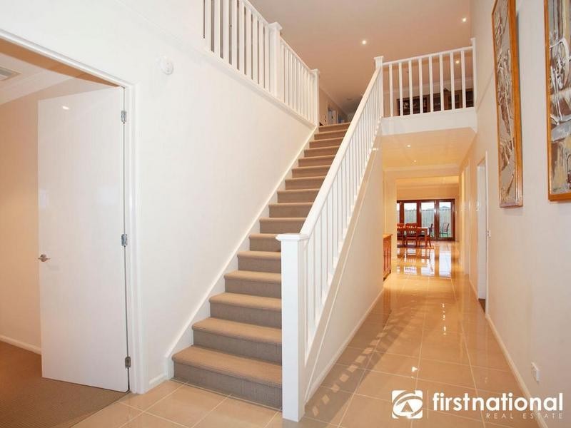 5 Bernadette Drive, Berwick VIC 3806