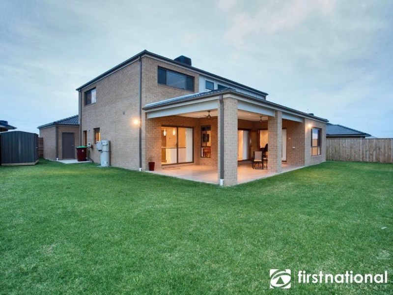 5 Bernadette Drive, Berwick VIC 3806