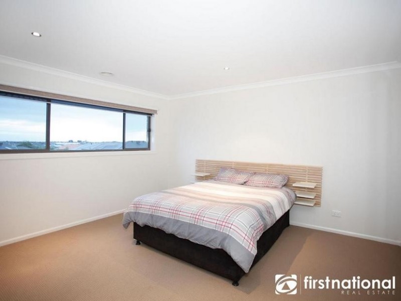 5 Bernadette Drive, Berwick VIC 3806