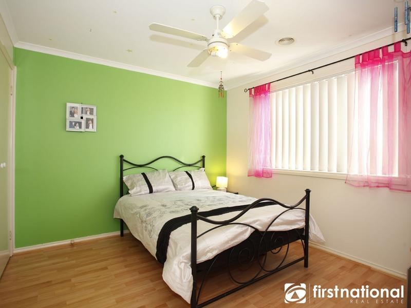 48 Earlsfield Drive, Berwick VIC 3806