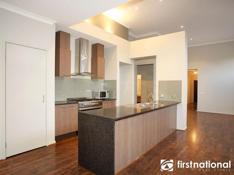 8 Alice Court, Officer VIC 3809