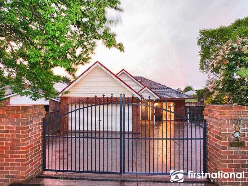 44 Buchanan Road, Berwick VIC 3806