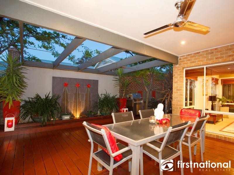 4 Moondarra Drive, Berwick VIC 3806