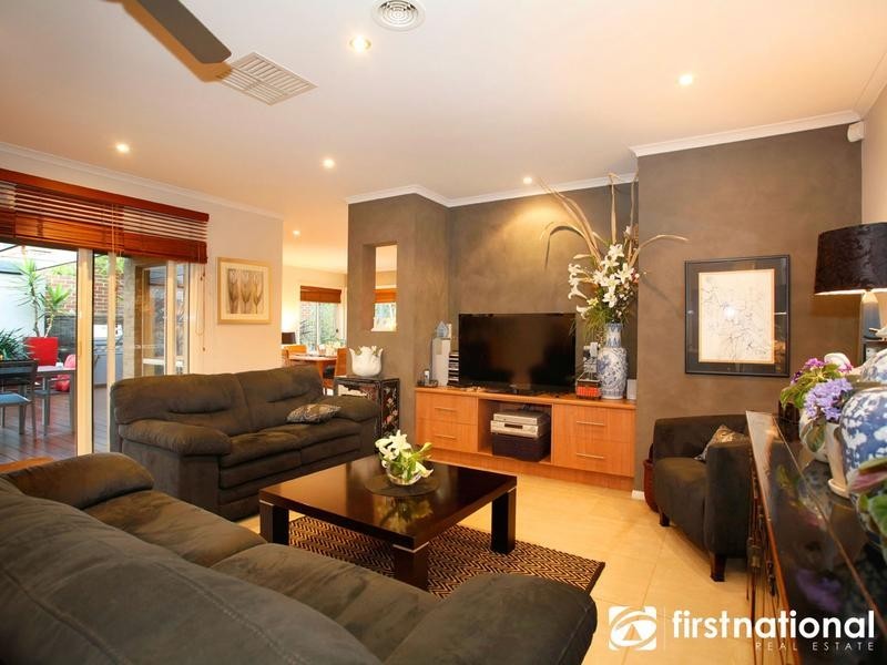 4 Moondarra Drive, Berwick VIC 3806