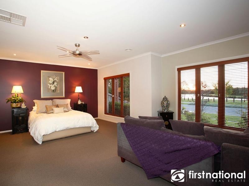 4 Moondarra Drive, Berwick VIC 3806