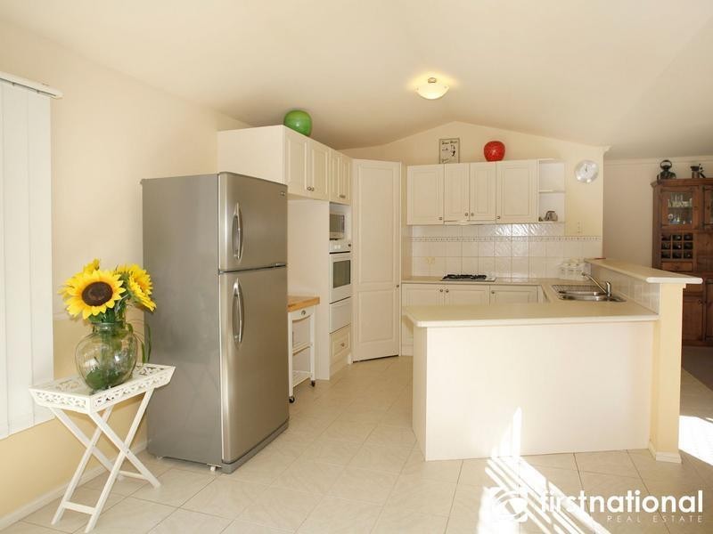 4 Alastair Drive, Berwick VIC 3806