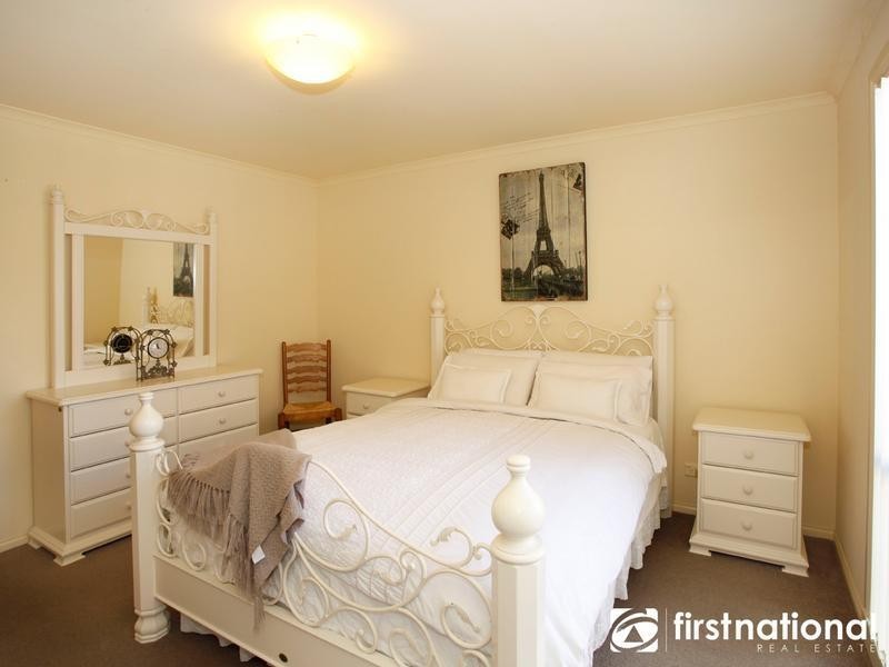 4 Alastair Drive, Berwick VIC 3806