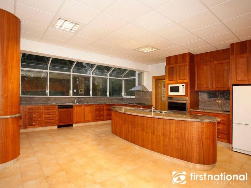 195 Yackatoon Rd, Beaconsfield Upper VIC 3808