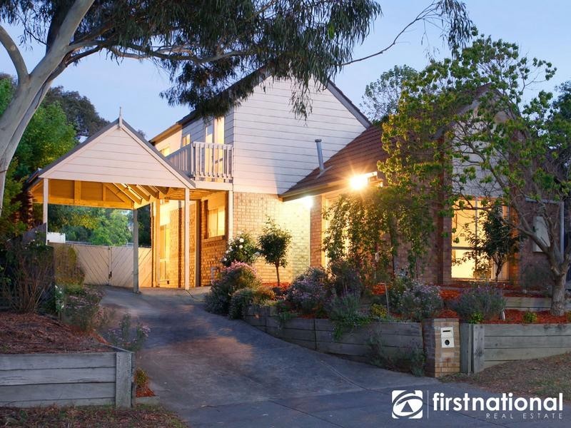 26 Valley View Crescent, Berwick VIC 3806