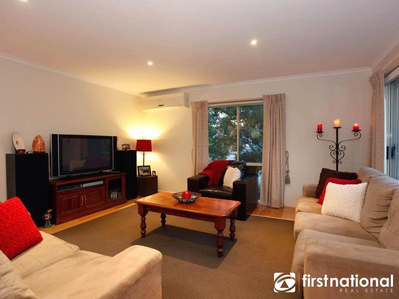 26 Valley View Crescent, Berwick VIC 3806