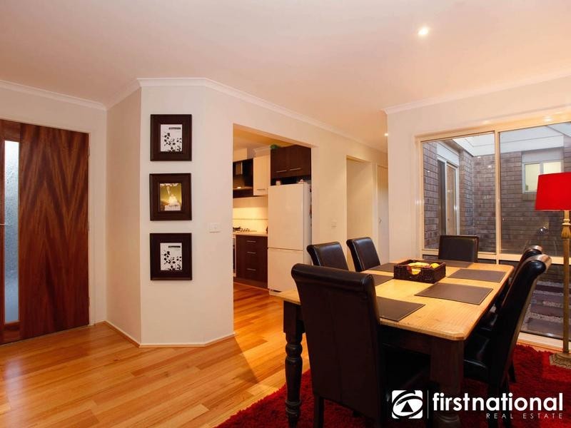 26 Valley View Crescent, Berwick VIC 3806