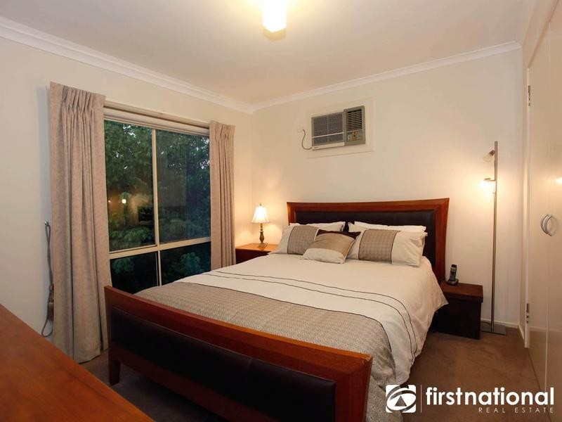 26 Valley View Crescent, Berwick VIC 3806