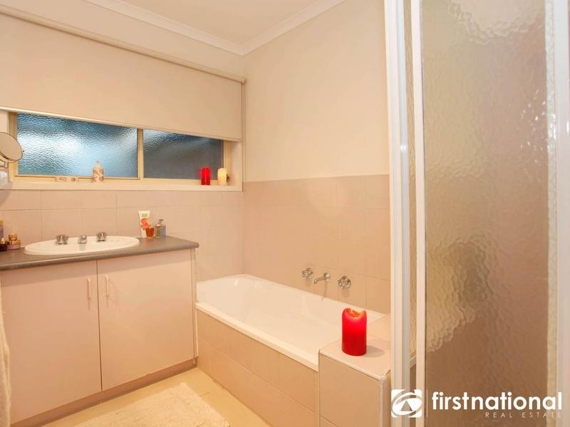 26 Valley View Crescent, Berwick VIC 3806