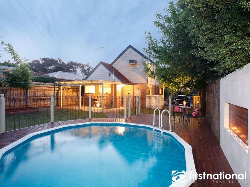 26 Valley View Crescent, Berwick VIC 3806