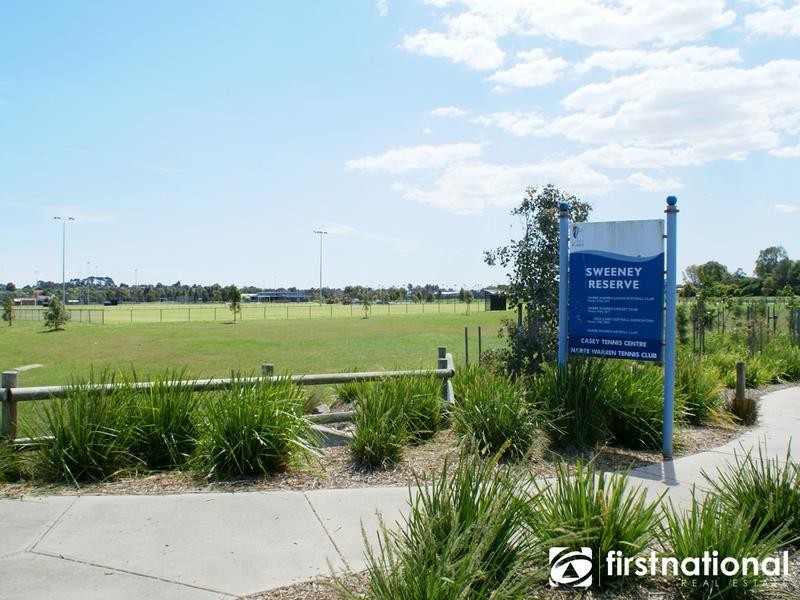 5 Kate Elizabeth Avenue, Berwick VIC 3806